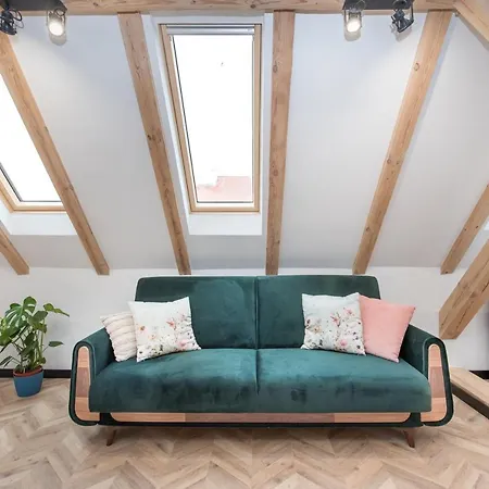 Wincentego Styczynskiego شقة *